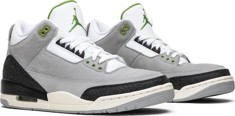 Air Jordan 3 Retro Chlorophyll Sneakers, Green