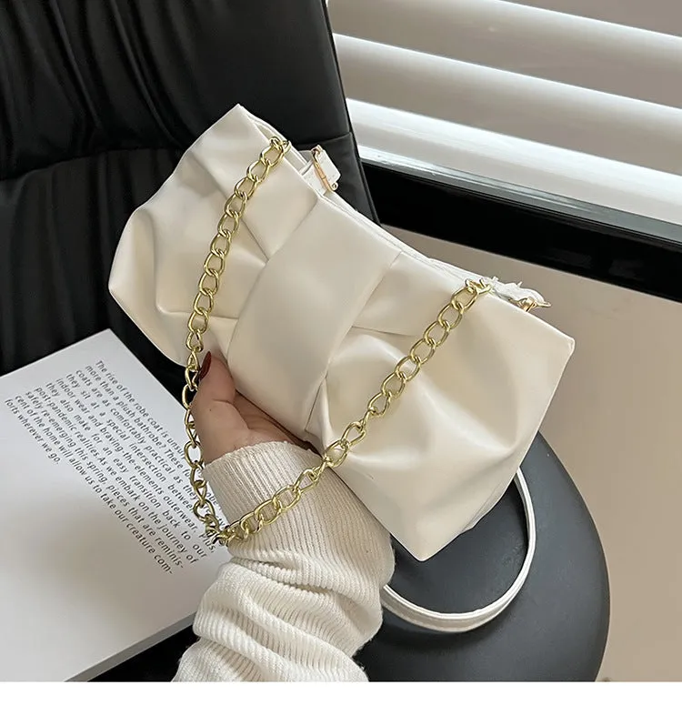 Cloud Bag Women's Spring New Underarm Bag French Niche Shoulder Bag Texture Western Style Messenger Pleated Bag